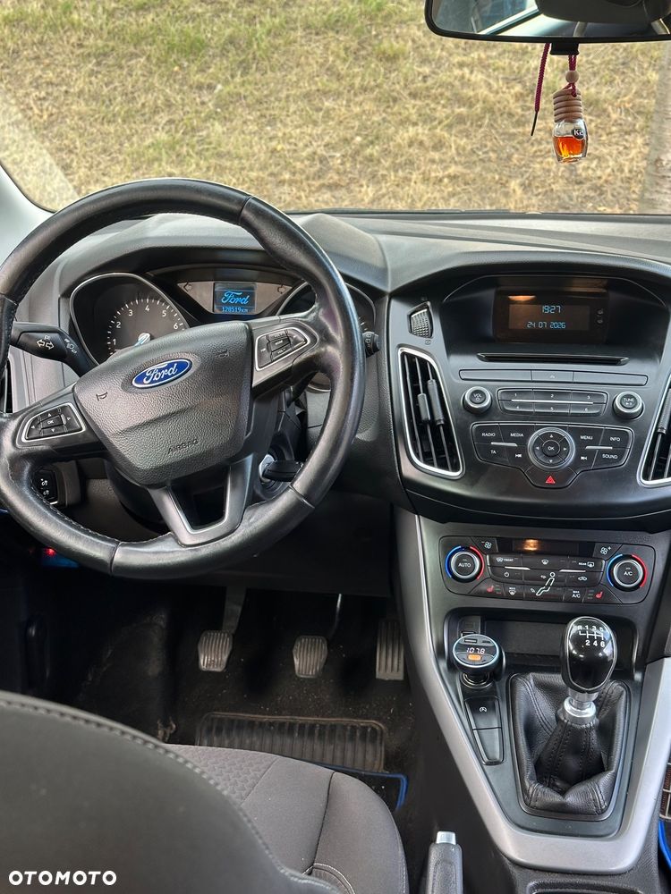 Ford Focus 1.0 EcoBoost Trend Sport - 9