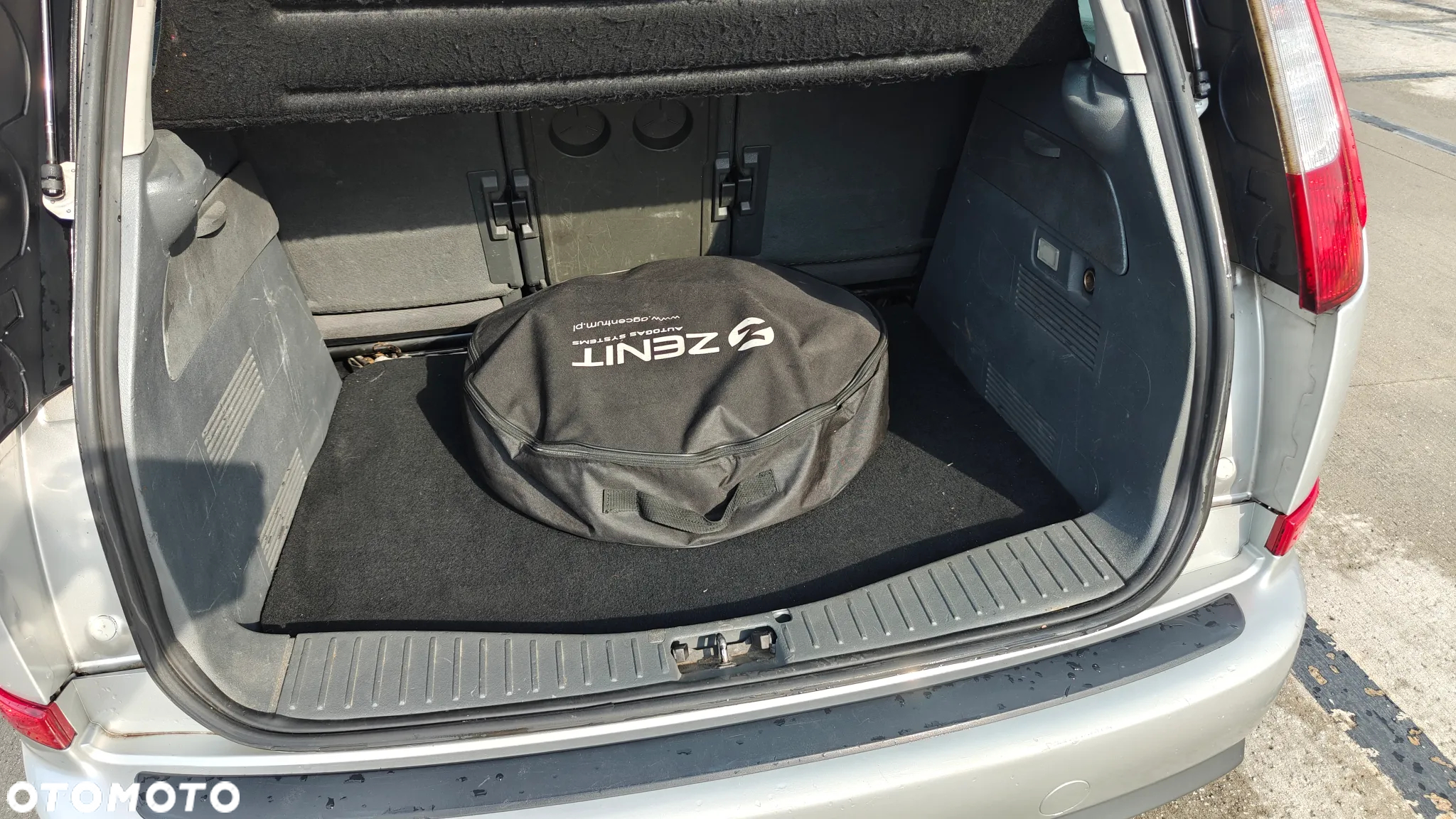 Ford Focus C-Max 1.8 Ambiente - 17