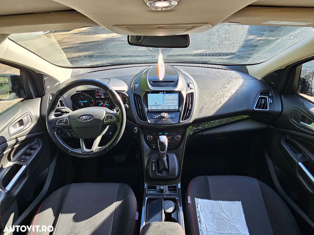 Ford Kuga 2.0 TDCi Powershift 4WD Titanium - 5