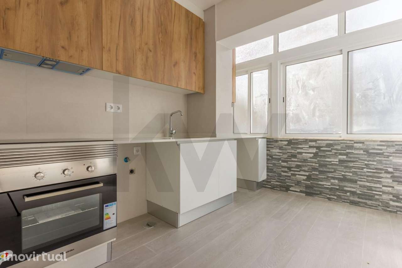 Apartamento T3 Totalmente Remodelado – Cova da Piedade - Grande imagem: 5/25