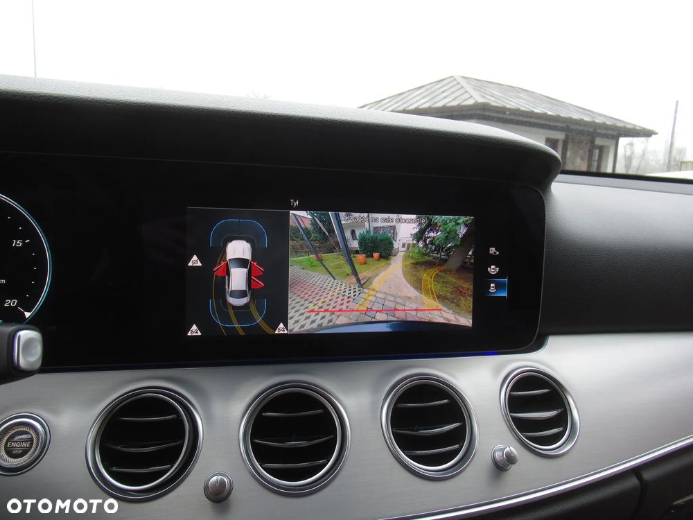 Mercedes-Benz Klasa E 220 d 4-Matic AMG - 19