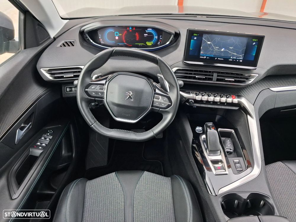Peugeot 3008 225 e-EAT8 Allure Pack - 24