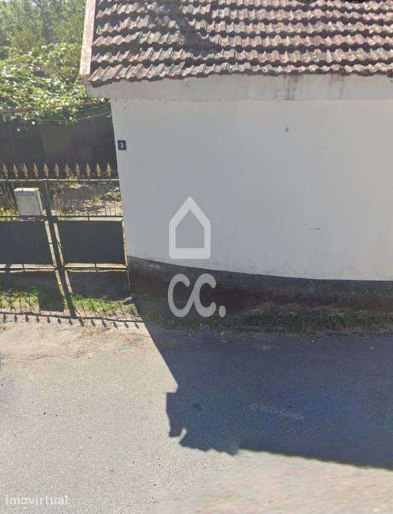 Moradia independente à venda em Eira Vedra ( Vieira do Minho) com 600m - Grande imagem: 2/10