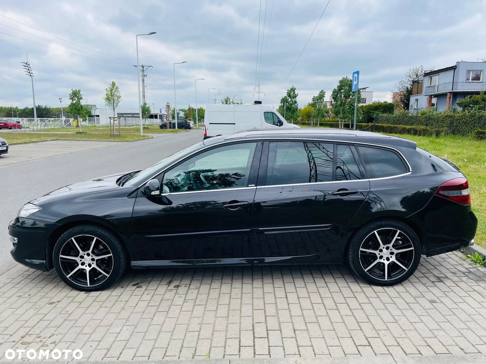 Renault Laguna dCi 175 FAP GT - 2