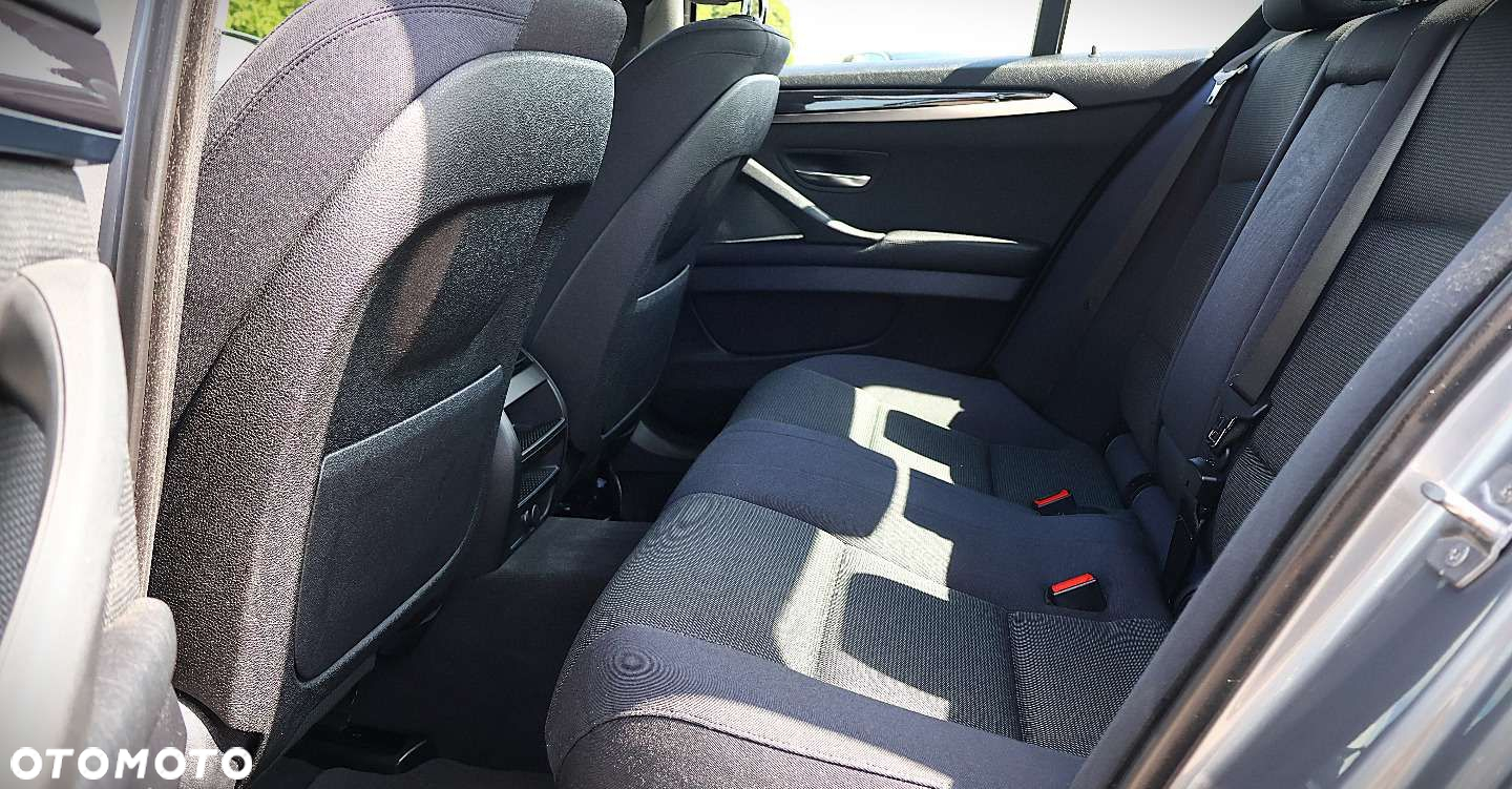 BMW Seria 5 - 16