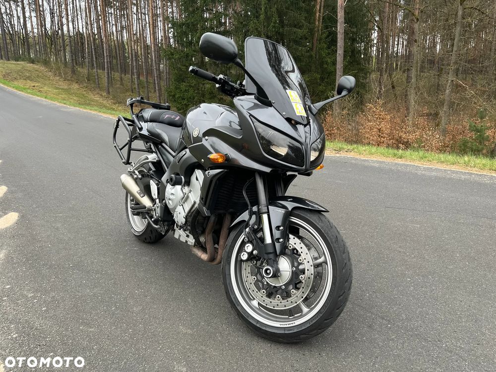 Yamaha FZ - 2