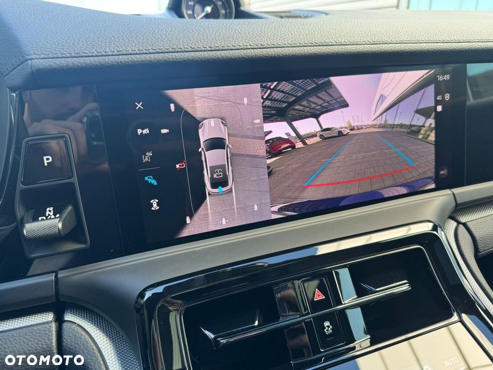 Porsche Panamera 4 E-Hybrid PHEV - 27