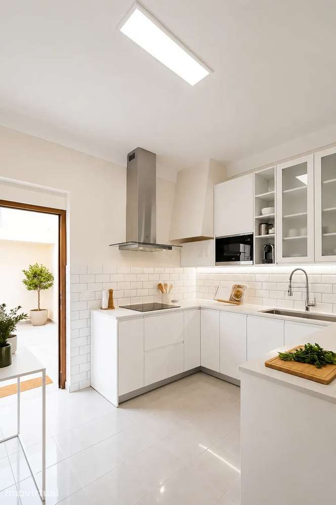APARTAMENTO T6 NO CORAÇÃO DA CIDADE, EM SETÚBAL - Grande imagem: 4/32