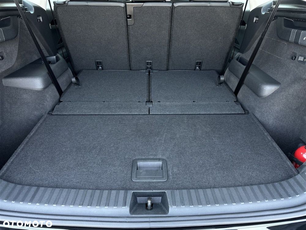 Volkswagen Tayron 1.5 eTSI mHEV Life DSG - 10