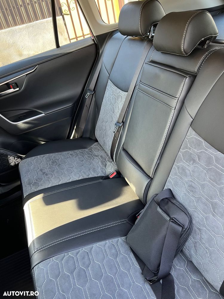 Toyota RAV4 2.5 4x4 Hybrid Comfort - 7