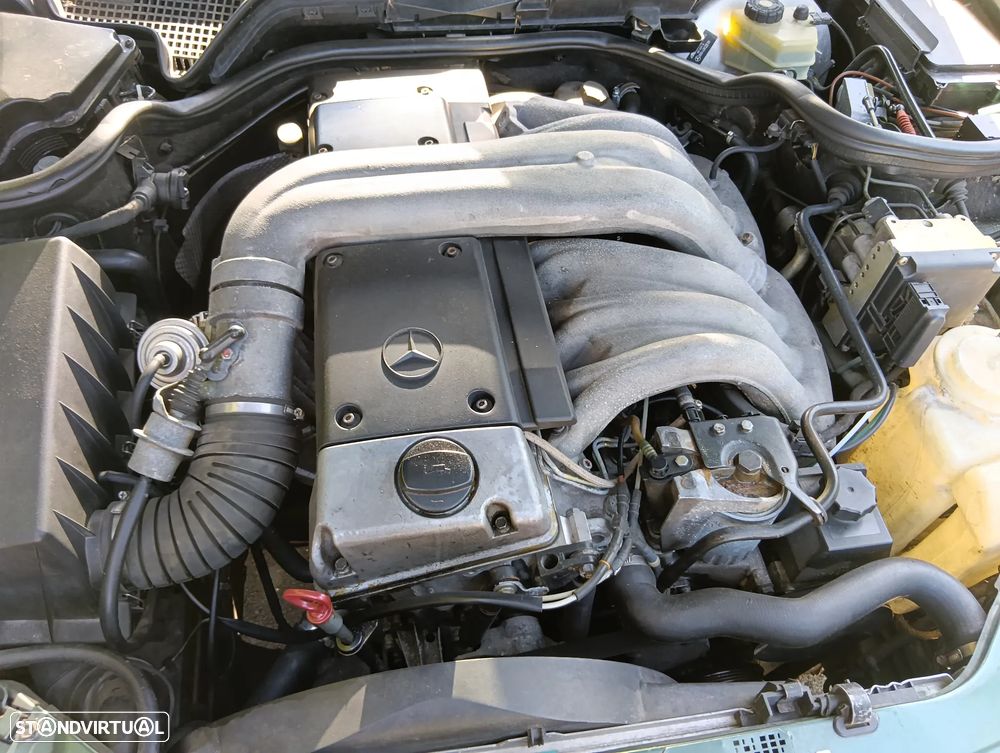 Mercedes-Benz E 300 - 22