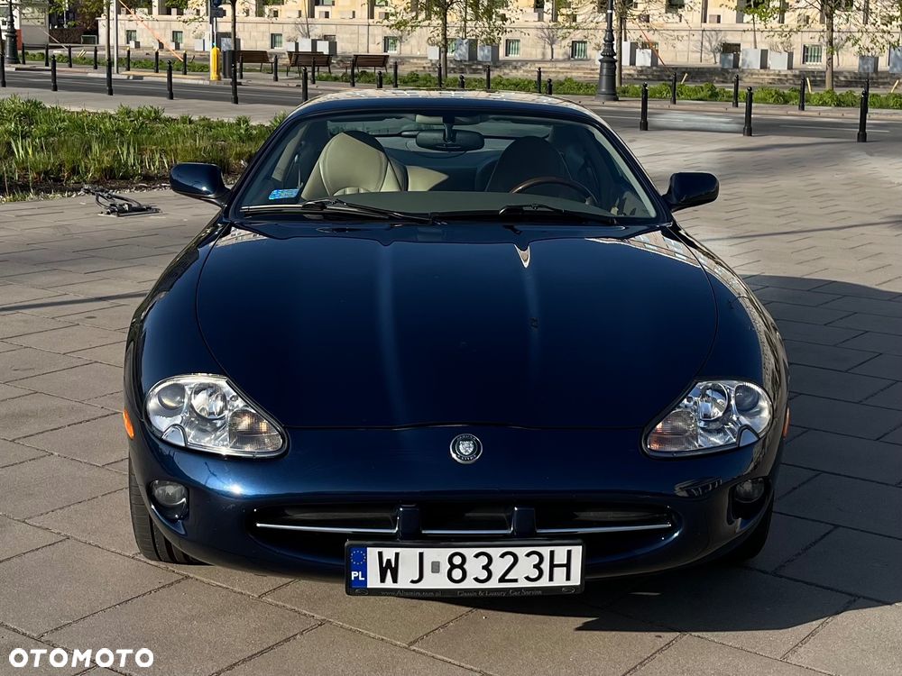 Jaguar XK8 - 9