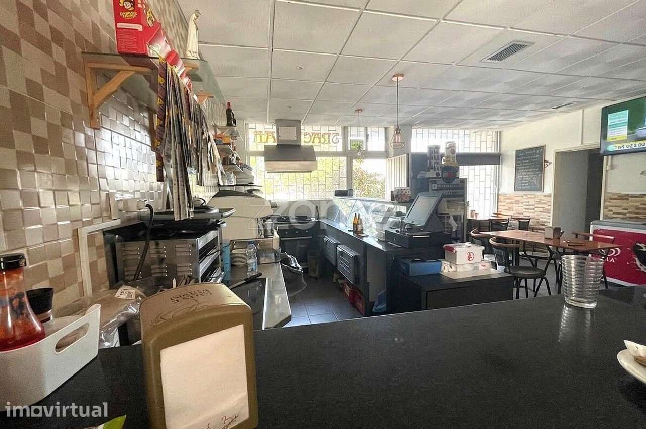 CAFÉ PARA TRESPASSE Laranjeiro/Almada - Grande imagem: 5/16