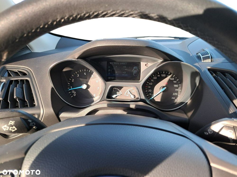 Ford Kuga - 16
