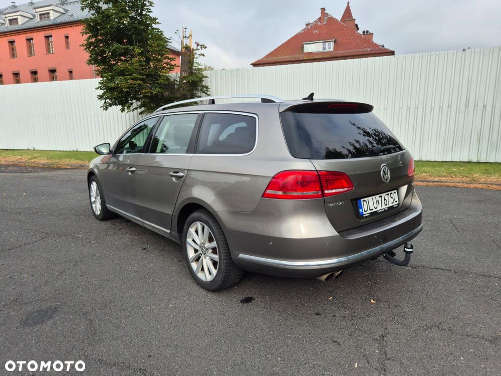 Volkswagen Passat 1.8 TSI Highline DSG - 18
