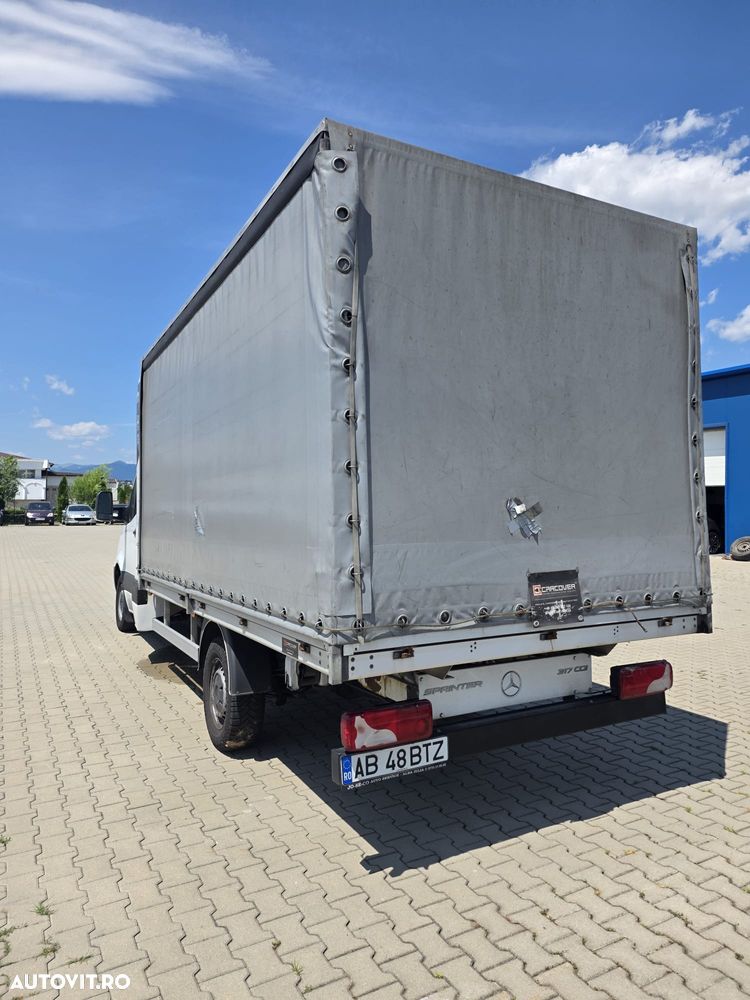 Mercedes-Benz Sprinter - 4