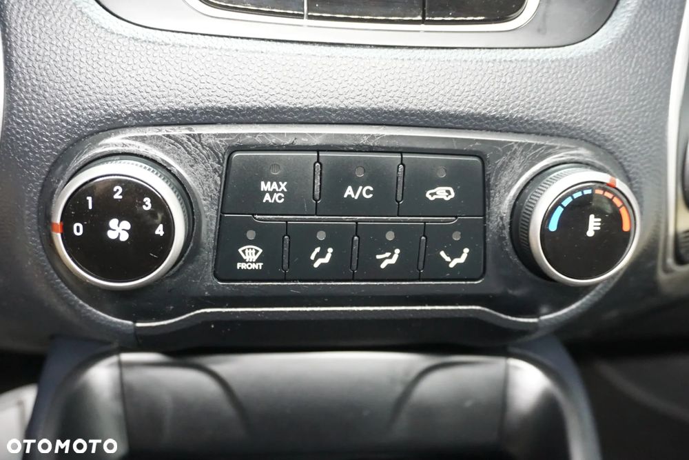 Hyundai ix35 1.7 CRDi 2WD blue Comfort - 28