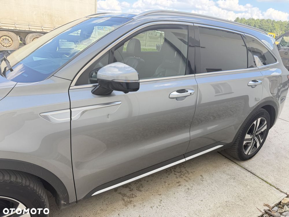 Kia Sorento 1.6 T-GDI HEV L 4WD 7os - 8