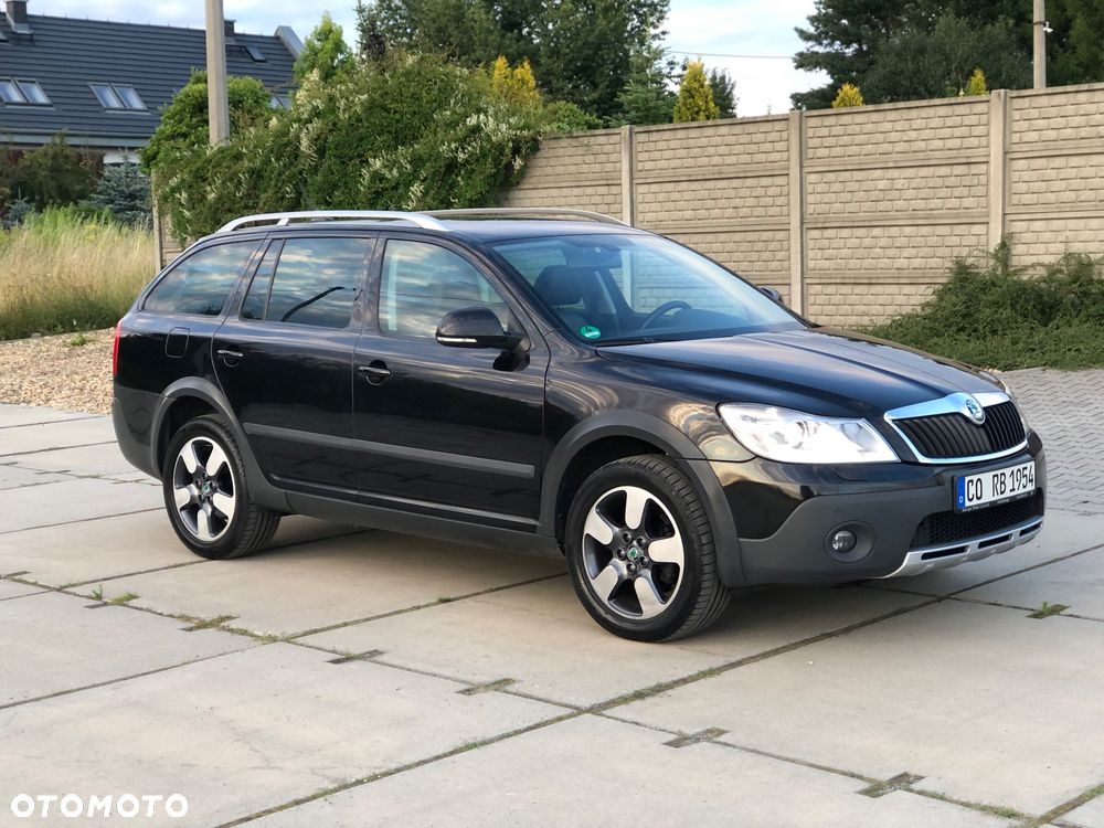 Skoda Octavia 2.0 TDI DPF 4x4 DSG Scout - 9