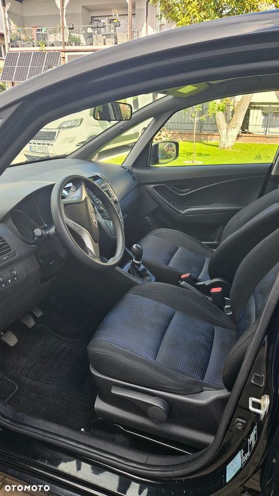 Hyundai ix20 1.4 blue Comfort - 9