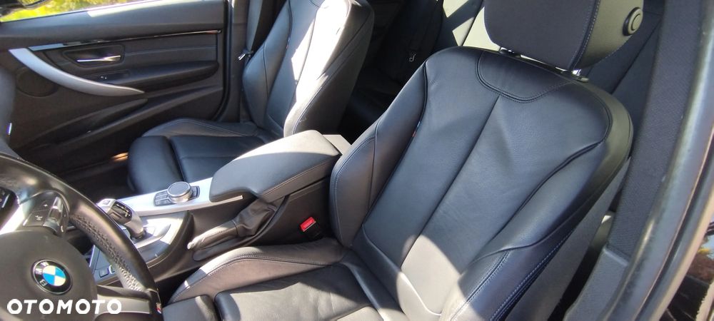 BMW Seria 3 318i GPF M Sport - 22