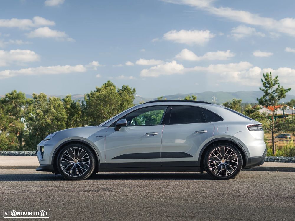 Porsche Macan Electric 4 - 3
