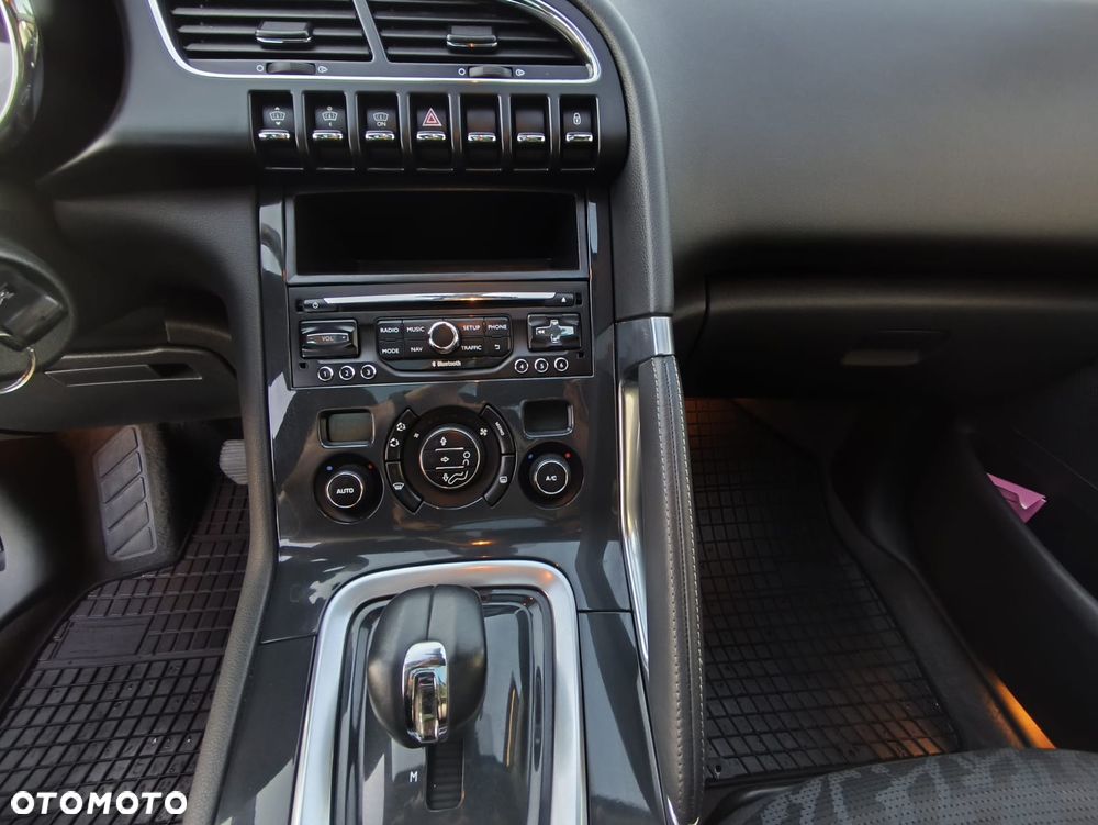 Peugeot 3008 HDi FAP 165 Automatik Allure - 14