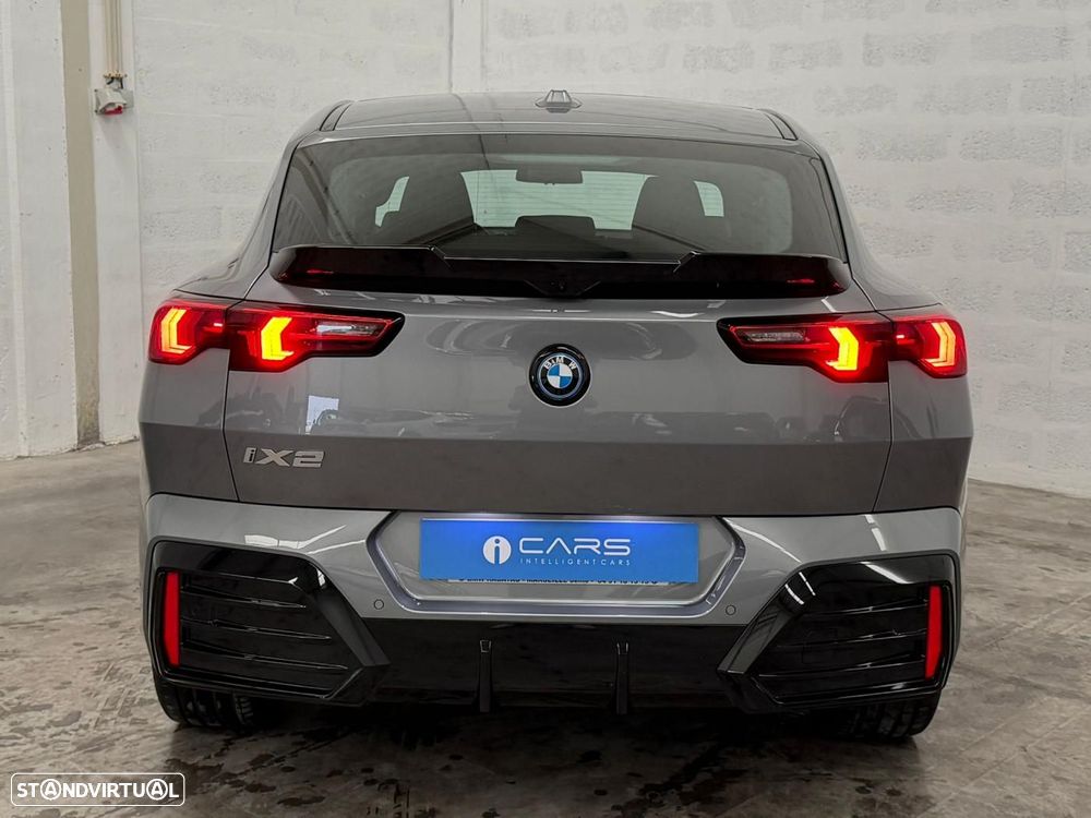 BMW iX2 eDrive20 Pack Desportivo M Pro - 11