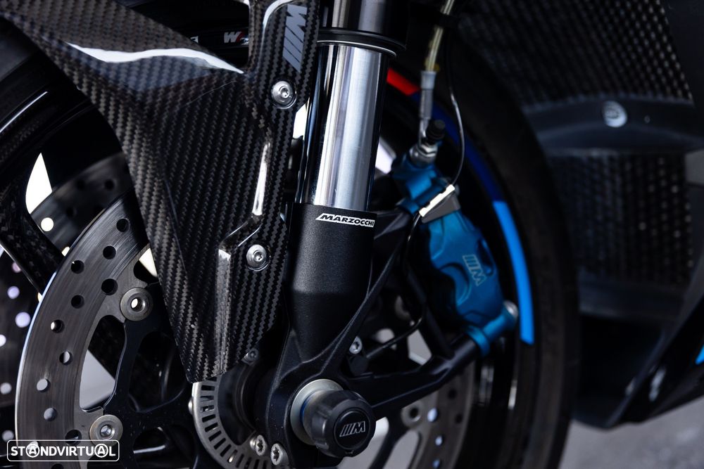 BMW M 1000 RR Competition - 15
