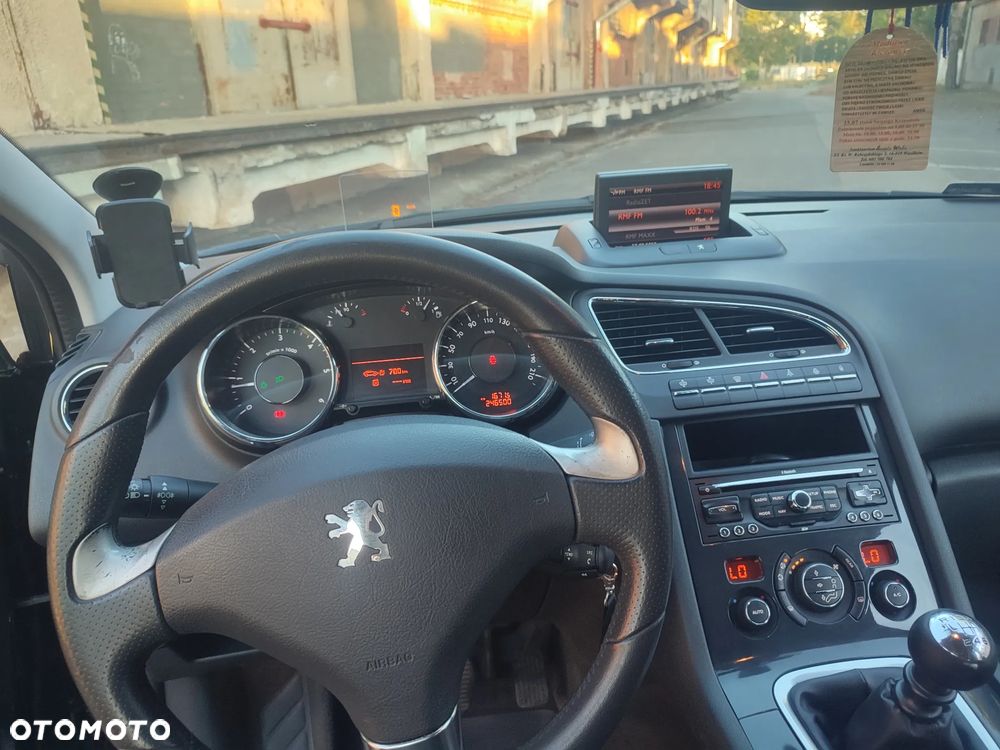 Peugeot 5008 2.0 HDi Family 7os - 23
