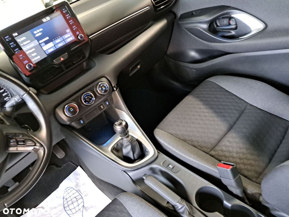 Toyota Yaris - 28