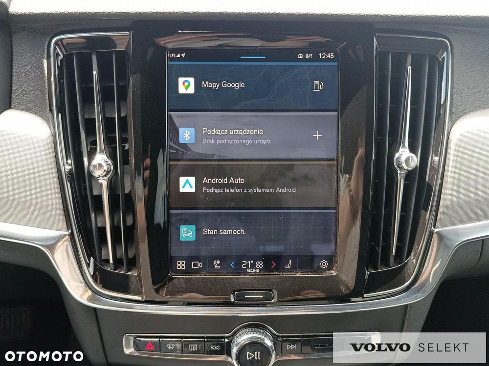 Volvo V90 Cross Country - 22