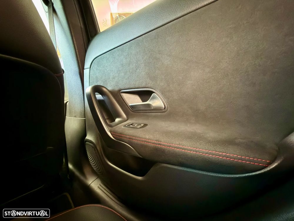 Mercedes-Benz A 250 e Style Plus - 20