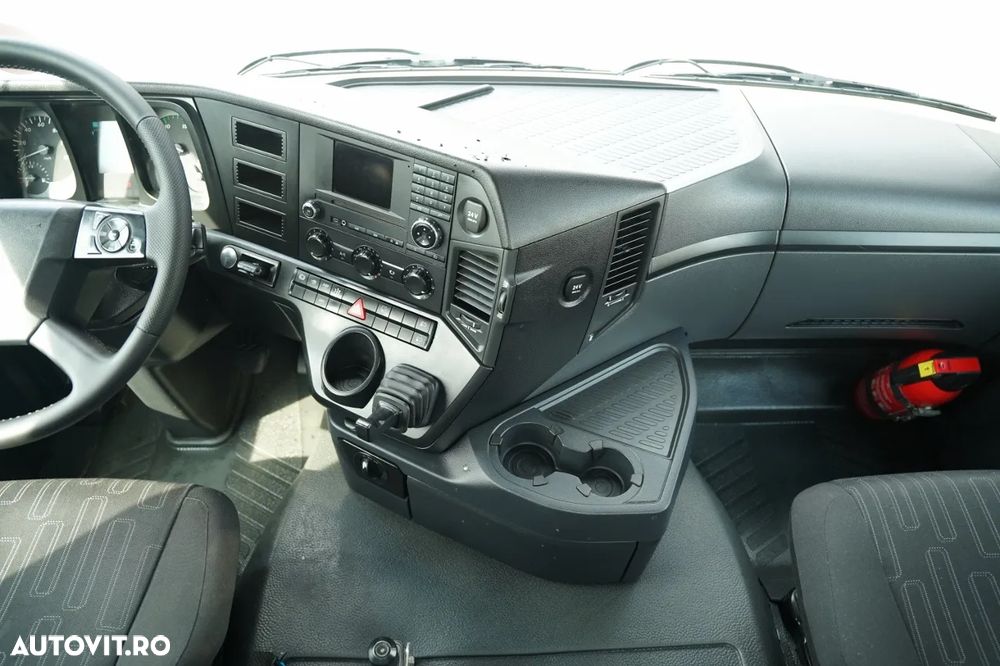 Mercedes-Benz AROCS 3240 / 8x4 / BASCULARE BILATERALĂ - 5,7 M / OBOR ȚIUNE LATERALĂ HIDRAULICĂ / AUTOMAT / EURO 6 / - 34
