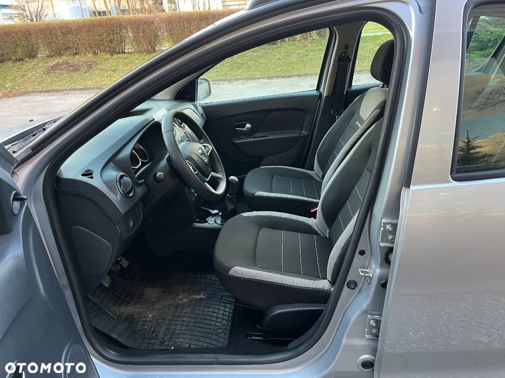 Dacia Sandero Stepway 1.0 TCe SL Celebration S&S - 18