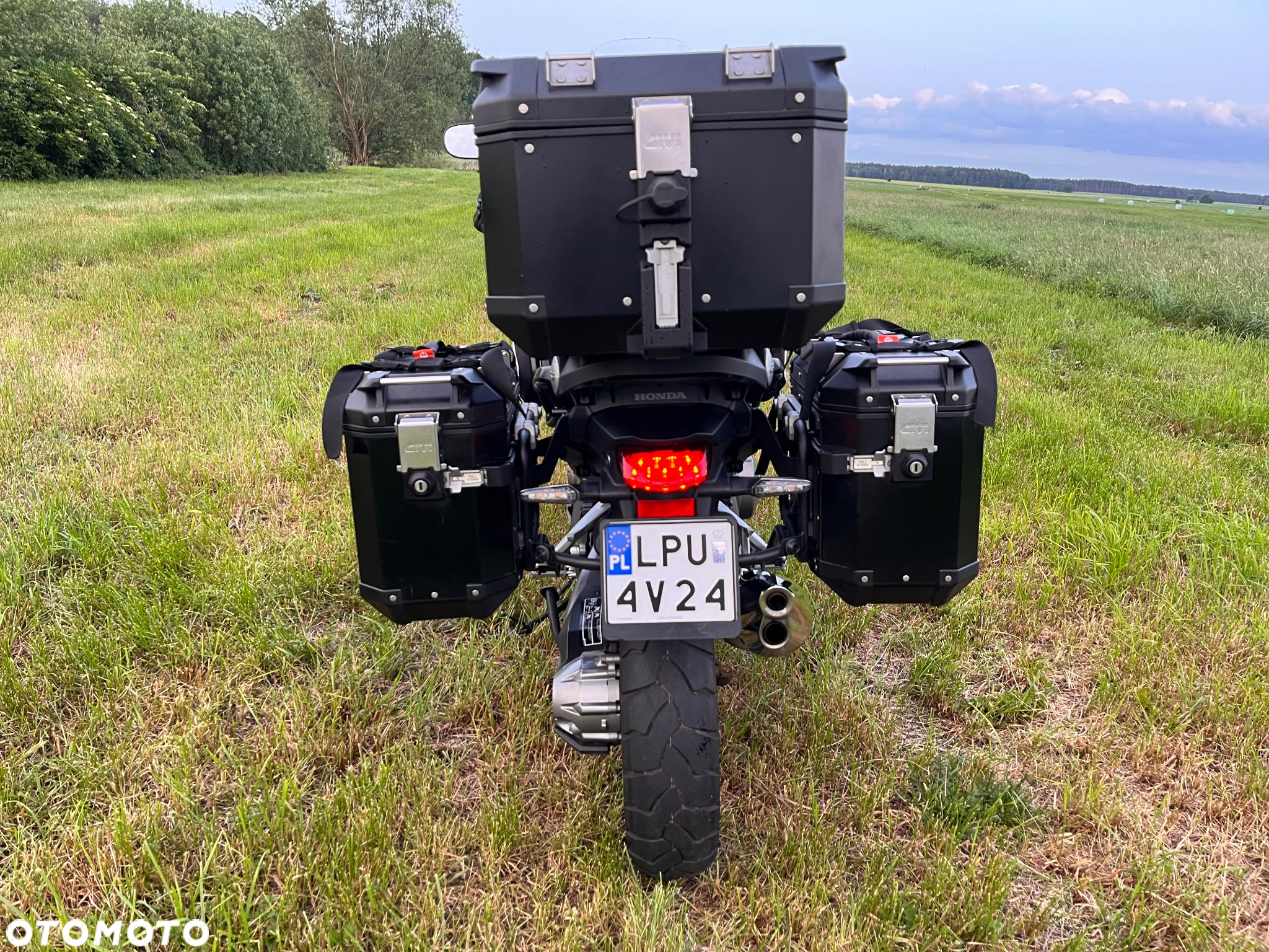 Honda VFR - 6