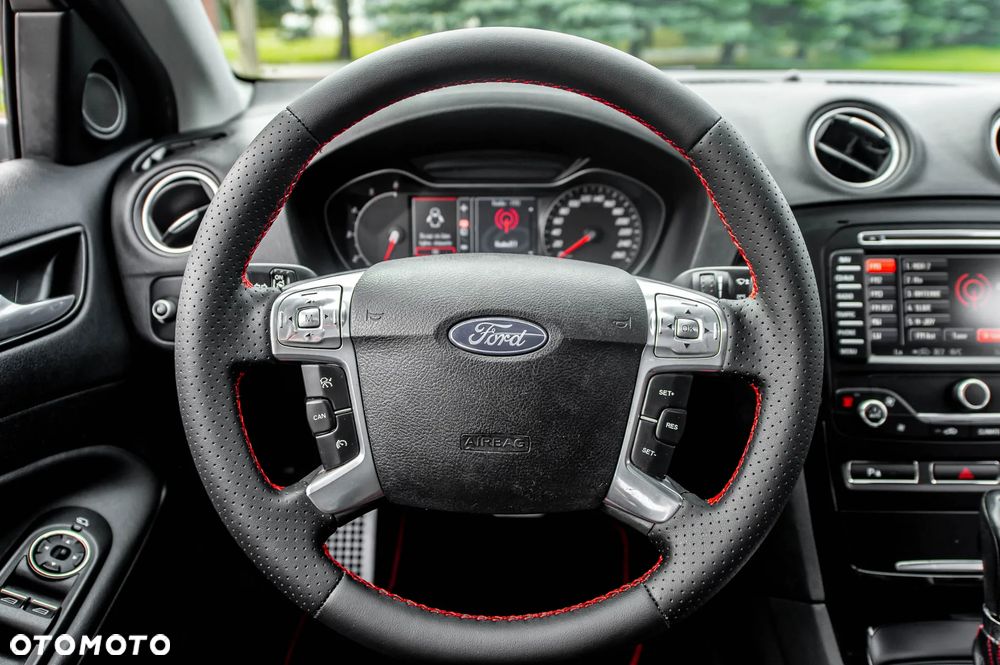 Ford Mondeo 2.2 TDCi Titanium S - 24