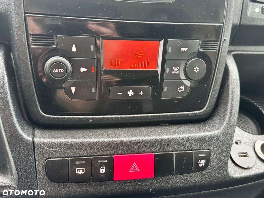 Peugeot BOXER - 26