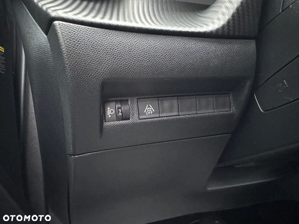 Peugeot 2008 - 31