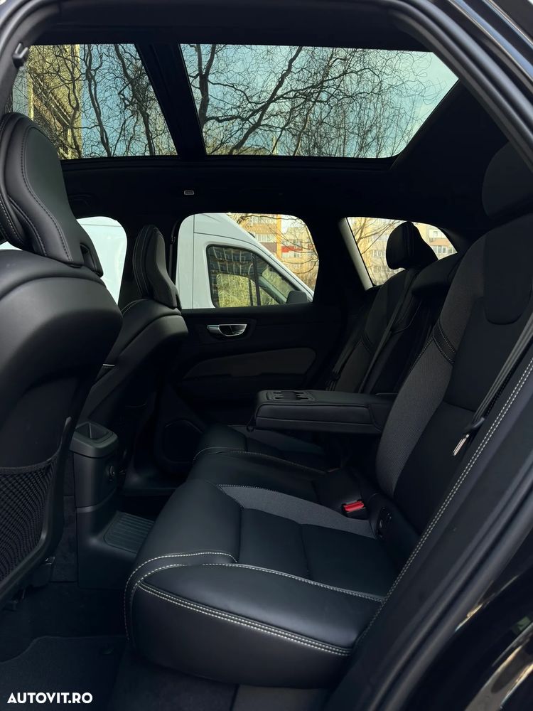 Volvo XC 60 T6 AWD AT PHEV Plus Dark - 17