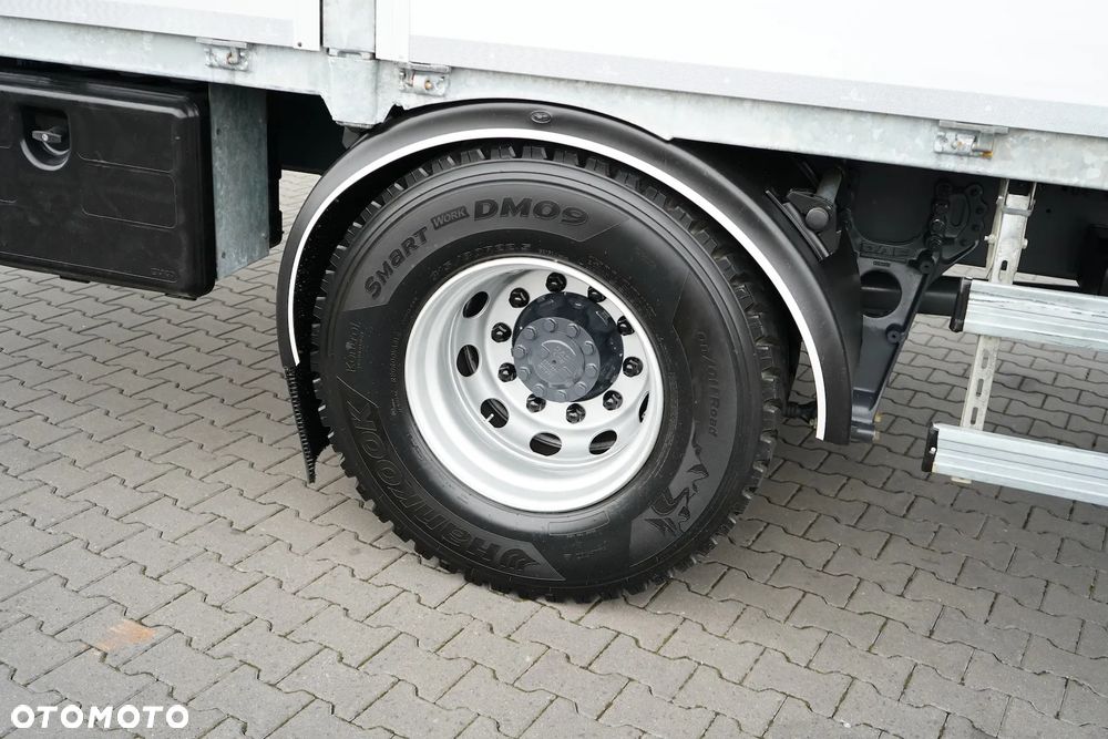 DAF LF / 250 / SKRZYNIOWY + HDS / HYVA HB-150 / PILOT / ROTATOR - 19