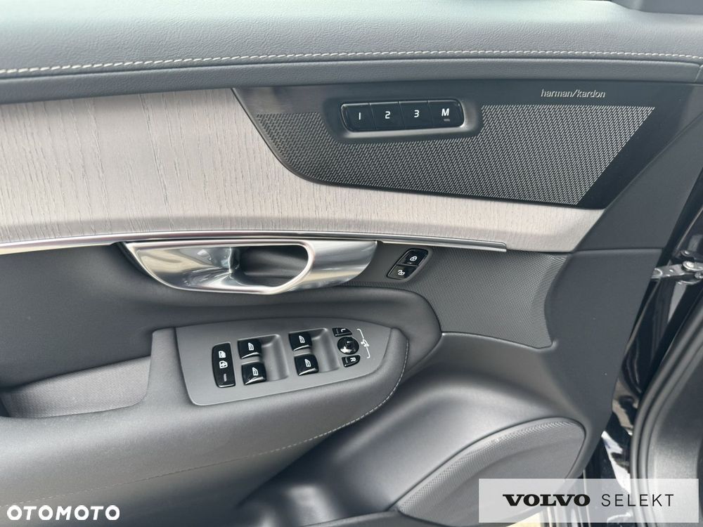 Volvo XC 90 B5 B AWD Plus Dark 7os - 26