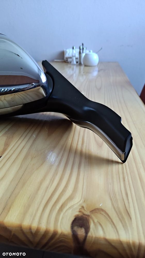 Lusterko prawe Peugeot 208 232673078 - 3