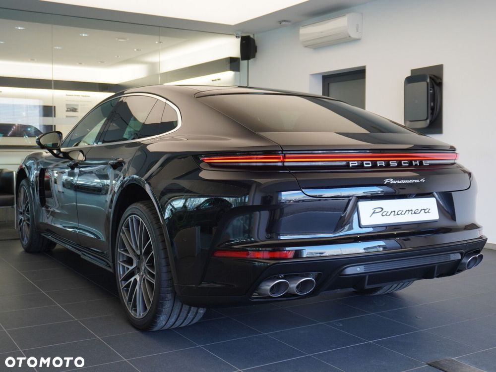 Porsche Panamera 4 - 18