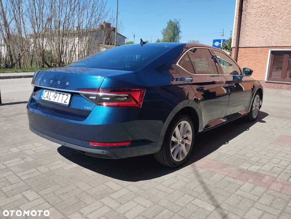Skoda Superb 2.0 TDI SCR 4x4 Style DSG - 14