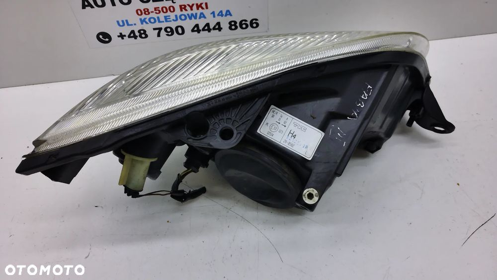 Skoda Fabia II Lampa Przód Lewa Prawa - 4