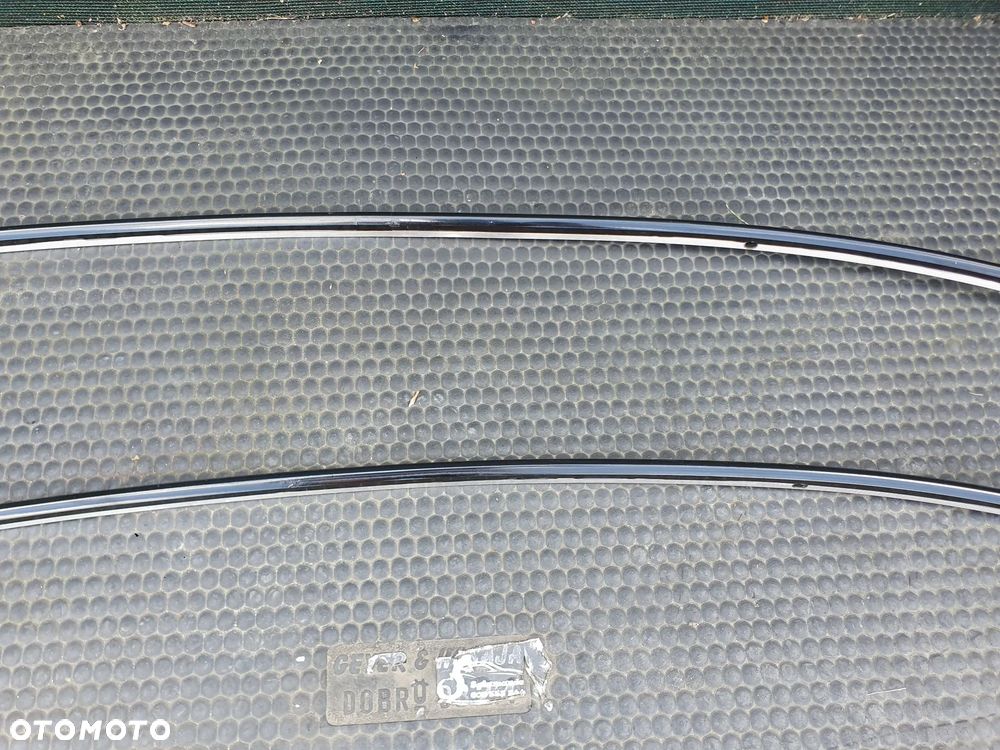 Listwa Listwy Zgarniajace Ramki Szyb Chrom Oklejone Czarne AUDI A4 B8 Sedan - 4