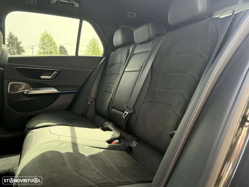 Mercedes-Benz E 300 de - 33