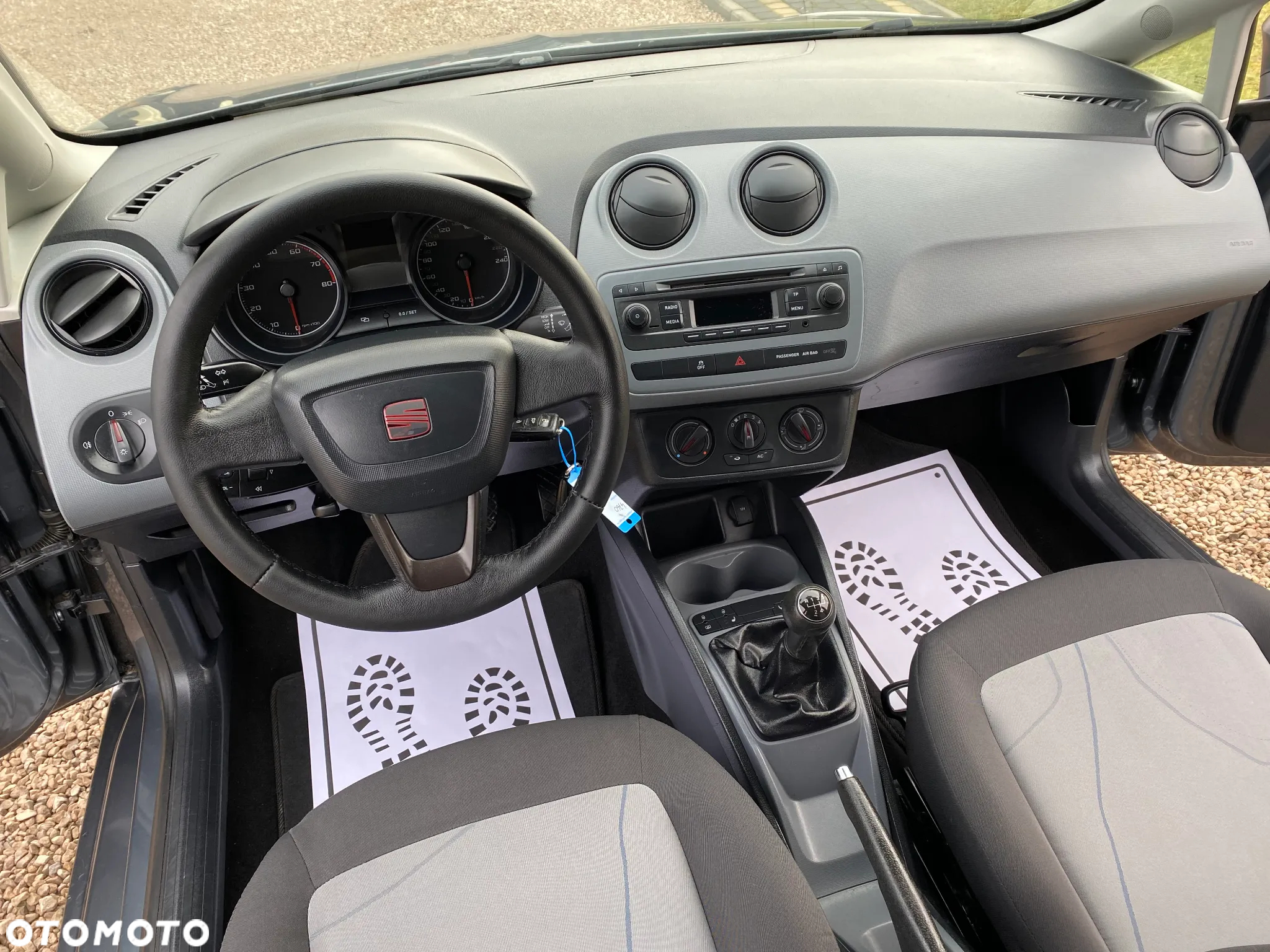 Seat Ibiza 1.4 16V Reference - 28