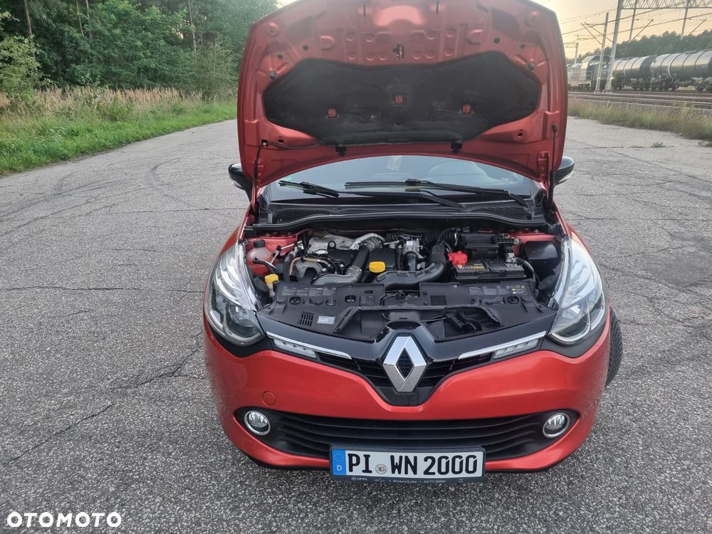 Renault Clio - 32